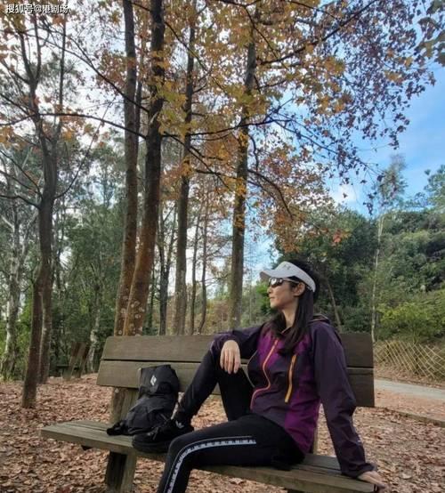 星途少女碧娜攻略（探索碧娜的成长之路，揭秘她的音乐才华与魅力所在）